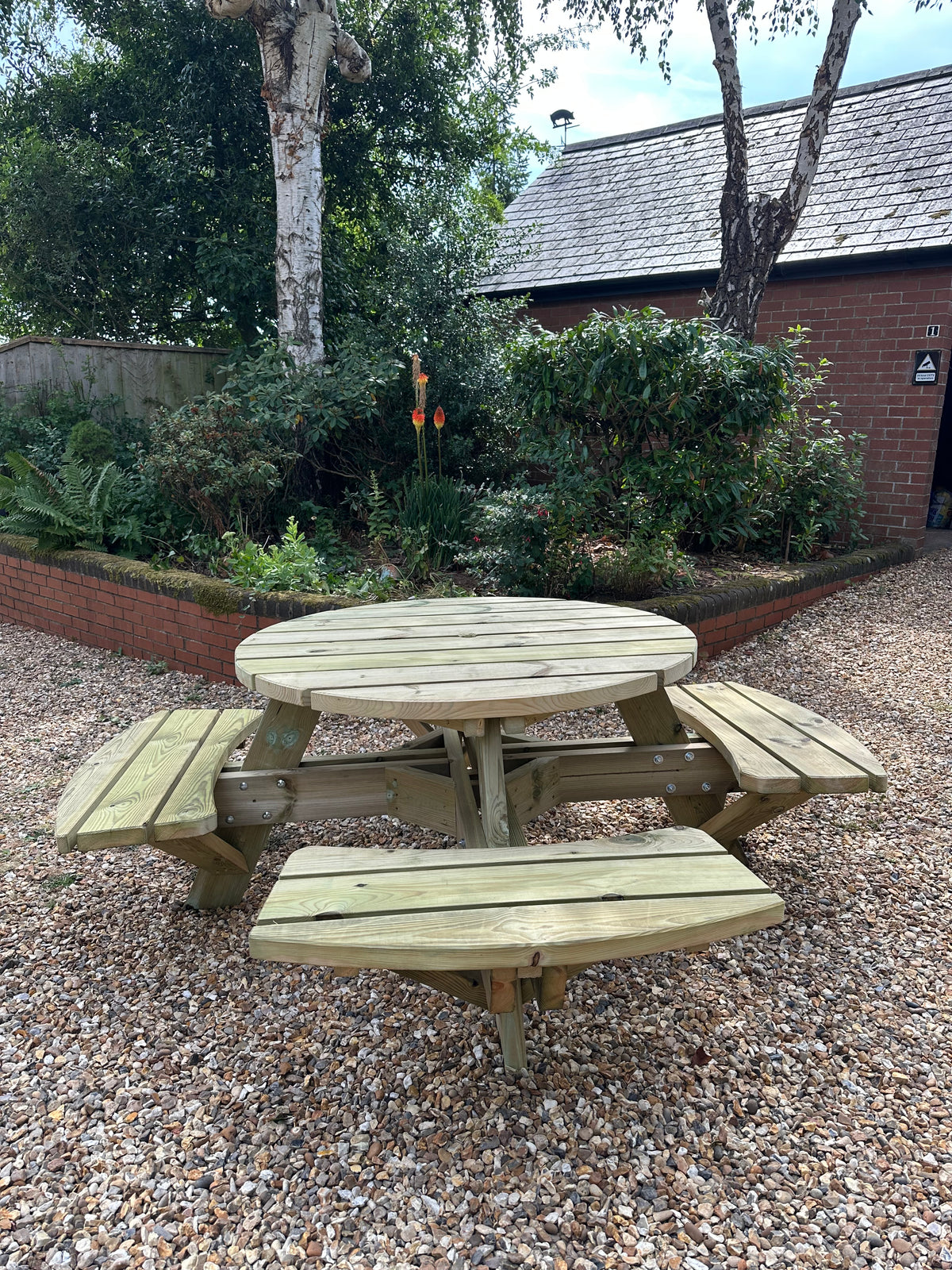 Round Picnic Bench